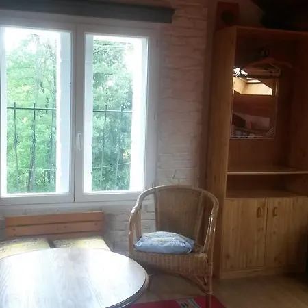 Nocleg ze śniadaniem D'hotes Le Perdigon *