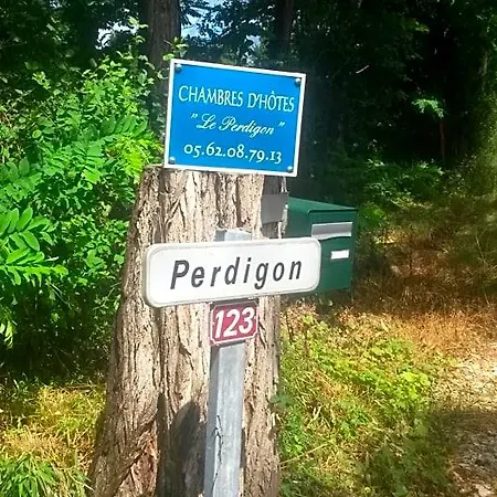 D'hotes Le Perdigon * Estang