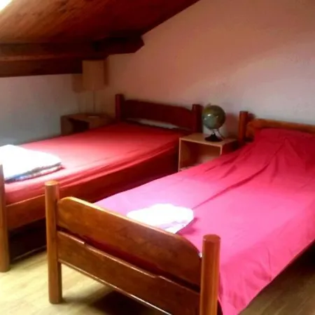 D'hotes Le Perdigon Bed & Breakfast *